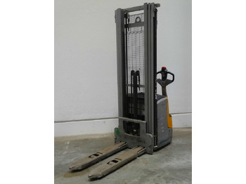 Máy xếp chồng STILL