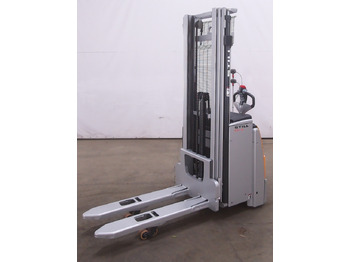 Máy xếp chồng STILL