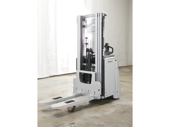 Máy xếp chồng STILL