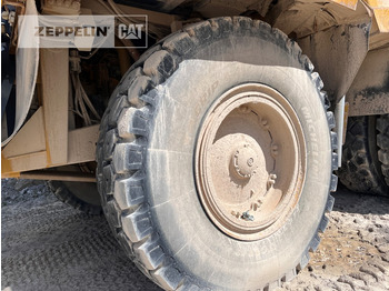 Xe ben cứng/ Xe chở đá Cat 777F: hình 5