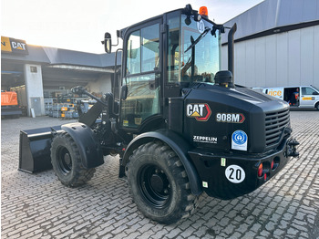 Máy xúc lật bánh lốp CATERPILLAR 908M