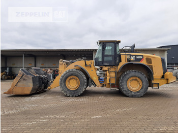 Máy xúc lật bánh lốp Cat 982M: hình 2 Máy xúc lật bánh lốp Cat 982M: hình 2