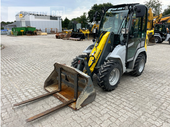 Máy xúc lật bánh lốp KRAMER