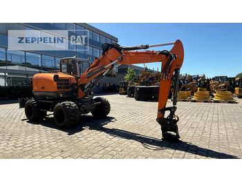 Máy xúc bánh lốp WACKER