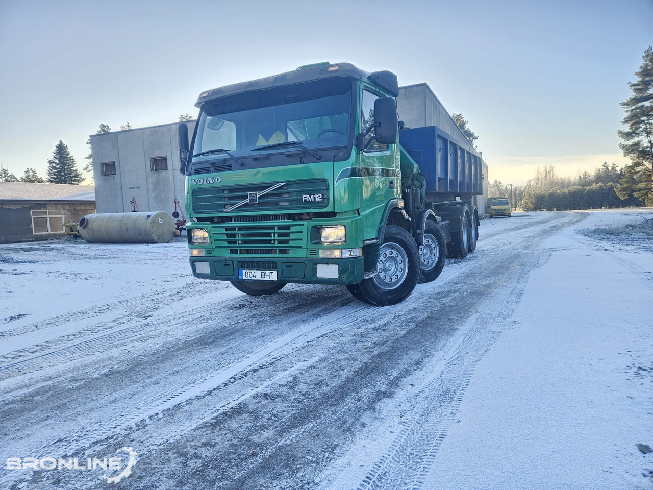 2002 Volvo FM12 8x4 Cable lift + Crane HMF - Xe tải hệ thống cáp, Xe cẩu tự hành: hình 3 2002 Volvo FM12 8x4 Cable lift + Crane HMF - Xe tải hệ thống cáp, Xe cẩu tự hành: hình 3