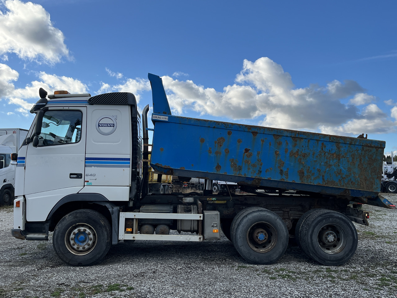 2009 VOLVO FH 16 - Xe ben: hình 3 2009 VOLVO FH 16 - Xe ben: hình 3