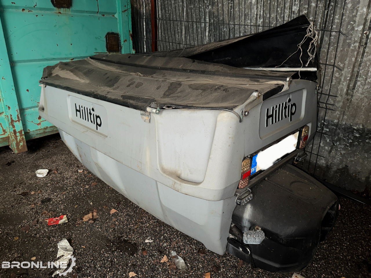 2013 Hilltip Icestriker - Máy dàn trải cát/ Muối: hình 1 2013 Hilltip Icestriker - Máy dàn trải cát/ Muối: hình 1