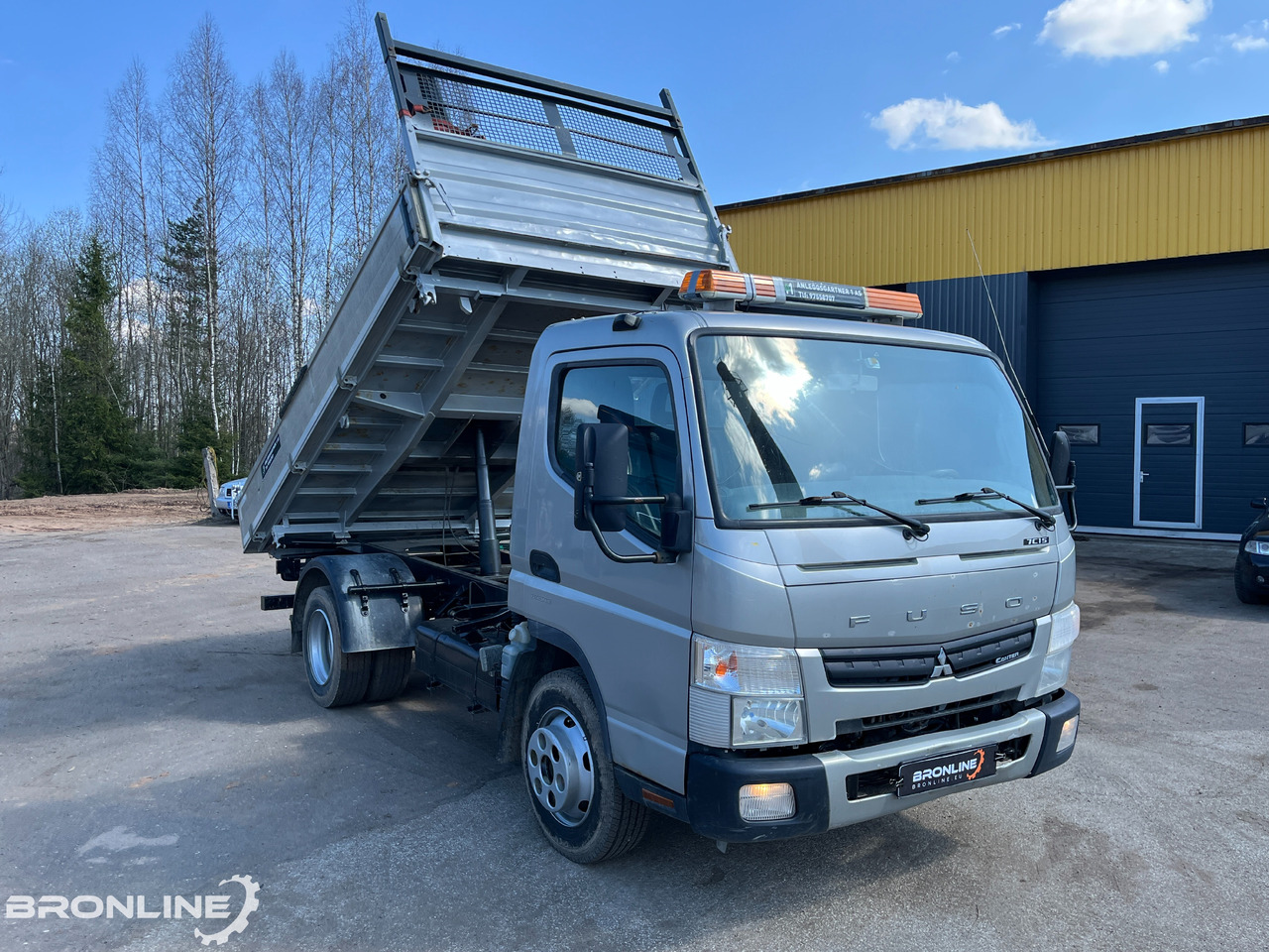2013 Mitsubishi Fuso Canter 7C15 Tipper - Xe ben: hình 1 2013 Mitsubishi Fuso Canter 7C15 Tipper - Xe ben: hình 1