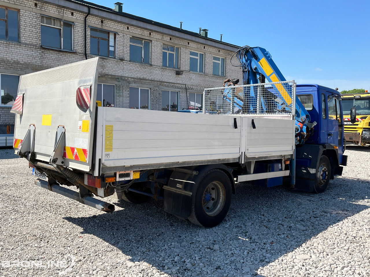 VOLVO FL611 + Palfinger PK 8200 - Xe tải thùng lửng/ Phẳng, Xe cẩu tự hành: hình 5 VOLVO FL611 + Palfinger PK 8200 - Xe tải thùng lửng/ Phẳng, Xe cẩu tự hành: hình 5