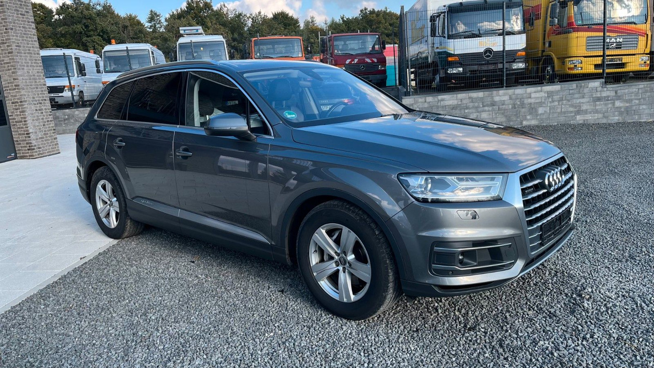 Audi Q7 3.0 TDI quattro Standheizung Allradlenkung - SUV: hình 3 Audi Q7 3.0 TDI quattro Standheizung Allradlenkung - SUV: hình 3