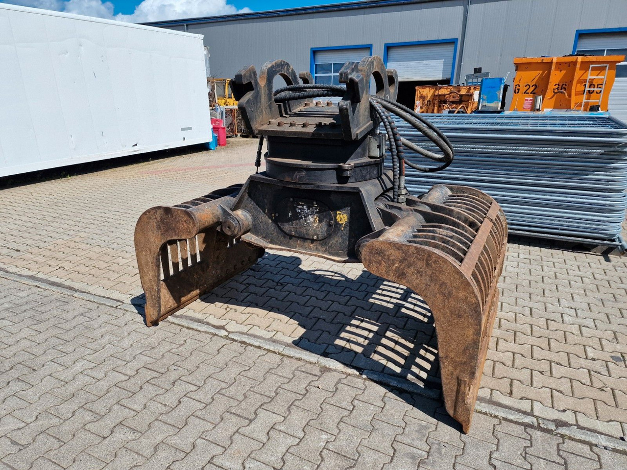 Caterpillar Sortiergreifer 325 B D Model 341-691 - Nho táo: hình 1 Caterpillar Sortiergreifer 325 B D Model 341-691 - Nho táo: hình 1