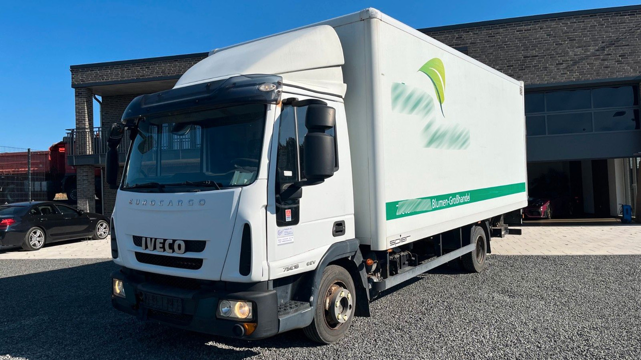 Iveco ML75E18 Blumen Koffer LBW Klimaanlage EEV ML80 Iveco ML75E18 Blumen Koffer LBW Klimaanlage EEV ML80 - Xe tải nhỏ thùng kín: hình 2 Iveco ML75E18 Blumen Koffer LBW Klimaanlage EEV ML80 Iveco ML75E18 Blumen Koffer LBW Klimaanlage EEV ML80 - Xe tải nhỏ thùng kín: hình 2