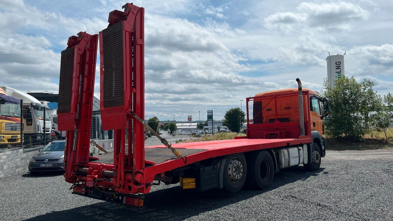 MAN TGS 26.320 Abschlepper Transporter Baumaschinen - Xe tải kéo: hình 4 MAN TGS 26.320 Abschlepper Transporter Baumaschinen - Xe tải kéo: hình 4