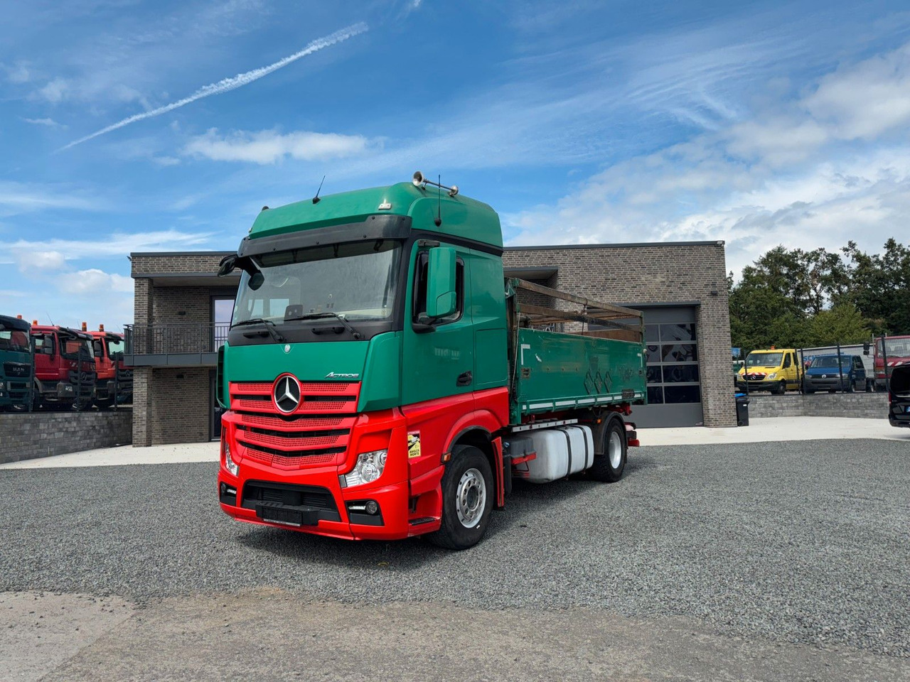 Mercedes-Benz Actros 1842 Kipper Dreiseitenkipper - Xe ben: hình 1 Mercedes-Benz Actros 1842 Kipper Dreiseitenkipper - Xe ben: hình 1