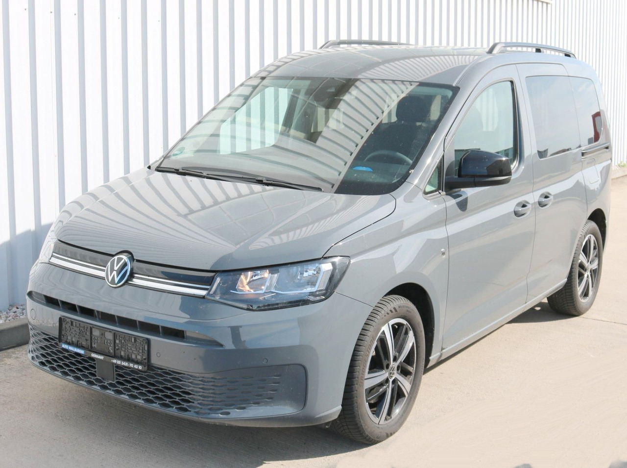 Volkswagen Caddy Life 2.0 TDI App Connect NAVI super Ausst. - Xe hơi: hình 1 Volkswagen Caddy Life 2.0 TDI App Connect NAVI super Ausst. - Xe hơi: hình 1