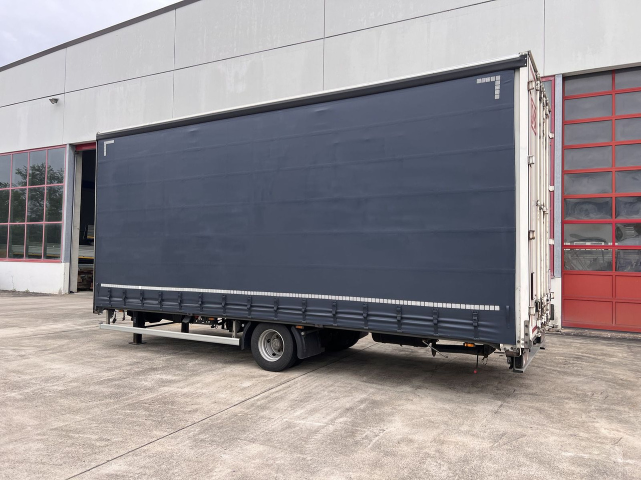 1 Achs Jumbo- Planenanhänger 10,5 t GG - Rơ moóc mui bạt: hình 4 1 Achs Jumbo- Planenanhänger 10,5 t GG - Rơ moóc mui bạt: hình 4