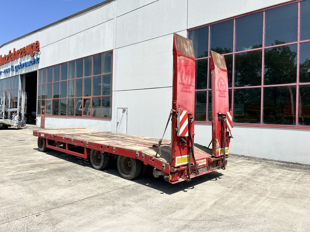 3 Achs Tiefladeranhänger mit gerader Ladefläche - Rơ moóc thùng thấp: hình 3 3 Achs Tiefladeranhänger mit gerader Ladefläche - Rơ moóc thùng thấp: hình 3