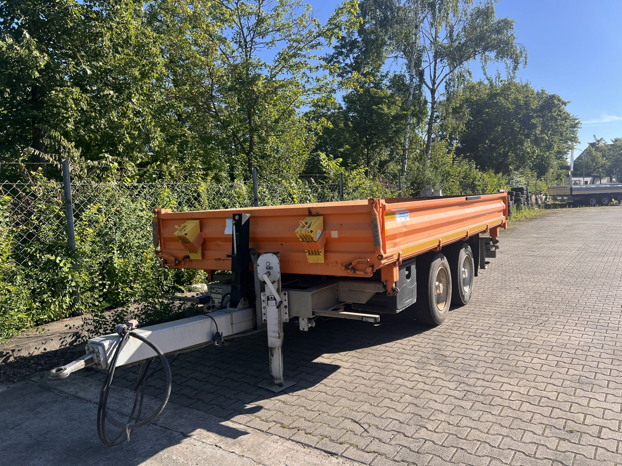 Blomenroehr 888/14000  14 t Tandemkipper- Tieflader - Rơ moóc ben: hình 5 Blomenroehr 888/14000  14 t Tandemkipper- Tieflader - Rơ moóc ben: hình 5