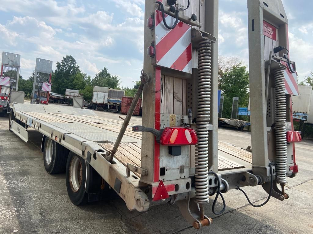 Fliegl 3 Achs Tiefladeranhänger - Rơ moóc thùng thấp: hình 4 Fliegl 3 Achs Tiefladeranhänger - Rơ moóc thùng thấp: hình 4