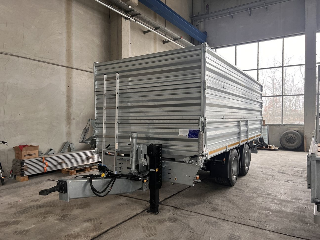 Möslein 19 t Tandem Kipper Tieflader2 x Aufsatzbordwänd - Rơ moóc ben: hình 3 Möslein 19 t Tandem Kipper Tieflader2 x Aufsatzbordwänd - Rơ moóc ben: hình 3