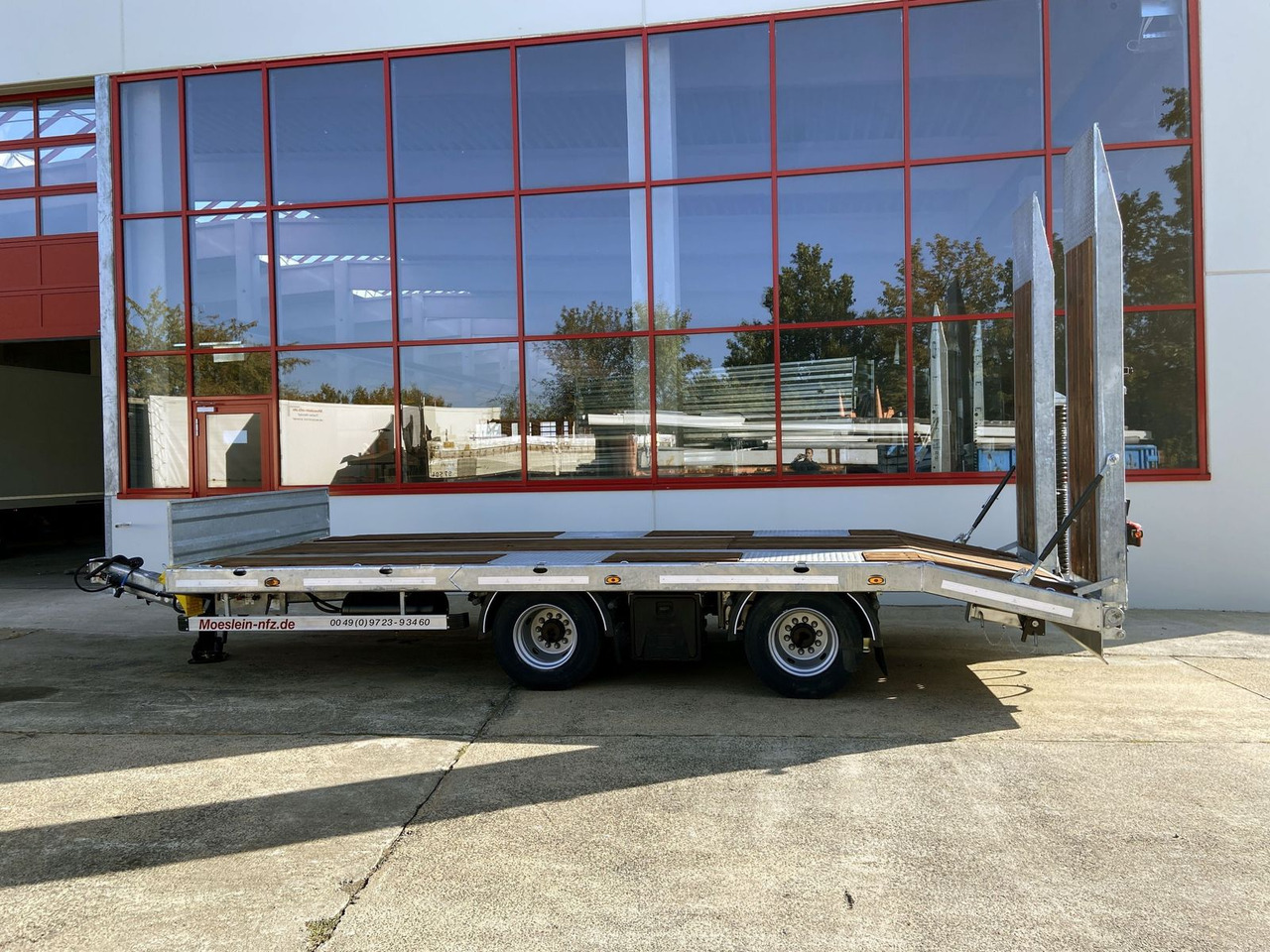 Möslein 19 t Tandemtieflader, Luftgefedert, NEU - Rơ moóc thùng thấp: hình 3 Möslein 19 t Tandemtieflader, Luftgefedert, NEU - Rơ moóc thùng thấp: hình 3