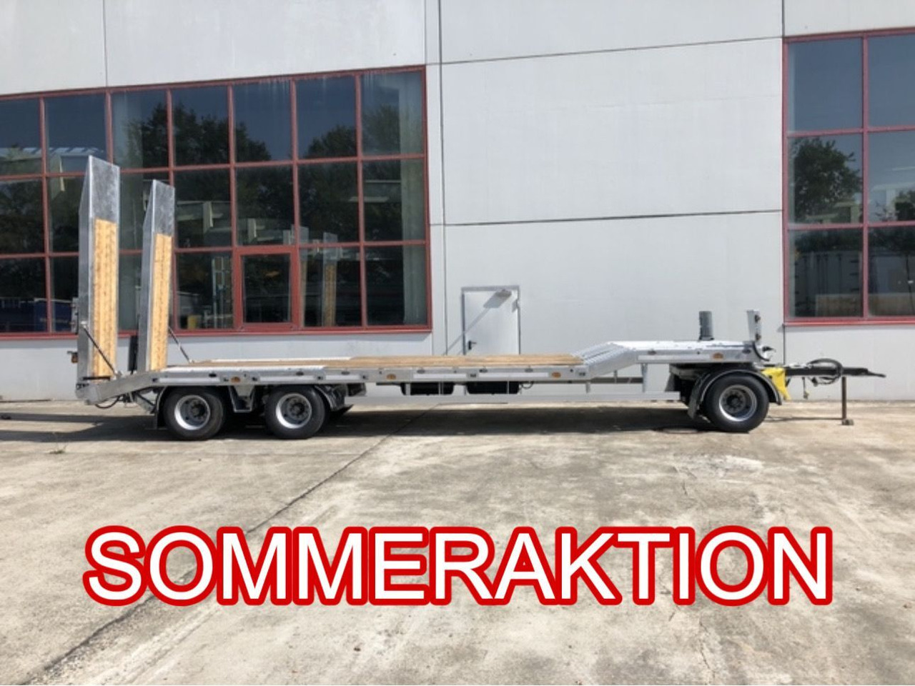 Möslein 3 Achs Tieflader- Anhänger, Luftgefedert, Verbr - Rơ moóc thùng thấp: hình 1 Möslein 3 Achs Tieflader- Anhänger, Luftgefedert, Verbr - Rơ moóc thùng thấp: hình 1