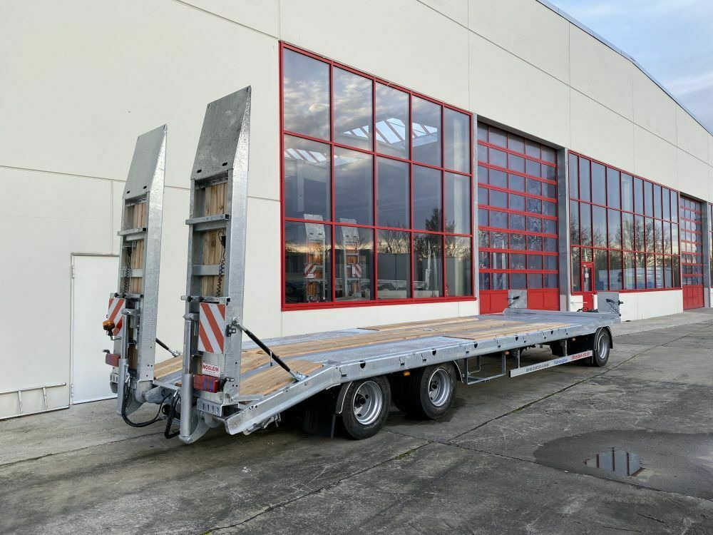 Möslein 3 Achs Tieflader mit gerader Ladefläche 8,10 m, - Rơ moóc thùng thấp: hình 3 Möslein 3 Achs Tieflader mit gerader Ladefläche 8,10 m, - Rơ moóc thùng thấp: hình 3