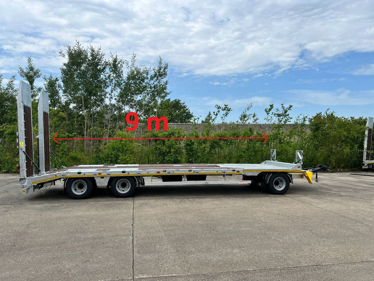 Möslein 3 Achs Tieflader mit gerader Ladefläche 9 m, Ne - Rơ moóc thùng thấp: hình 1 Möslein 3 Achs Tieflader mit gerader Ladefläche 9 m, Ne - Rơ moóc thùng thấp: hình 1