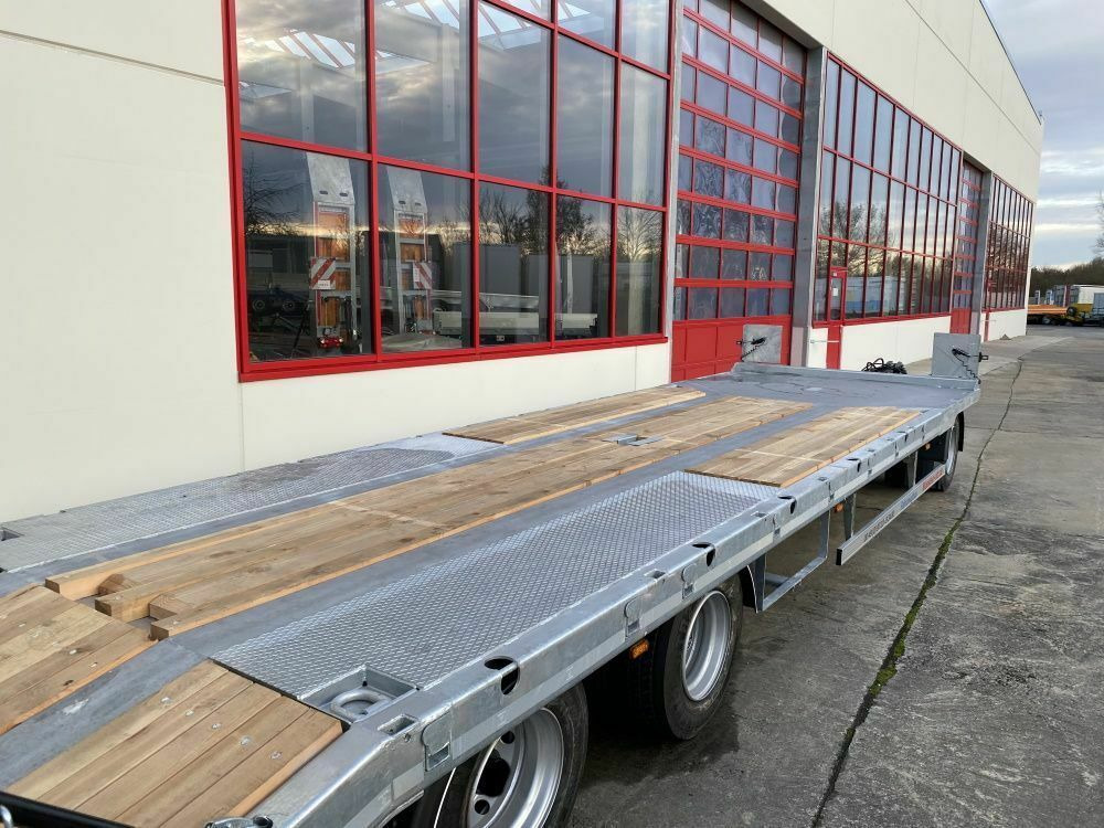 Möslein 3 Achs Tieflader mit gerader Ladefläche 9 m, Ne - Rơ moóc thùng thấp: hình 5 Möslein 3 Achs Tieflader mit gerader Ladefläche 9 m, Ne - Rơ moóc thùng thấp: hình 5