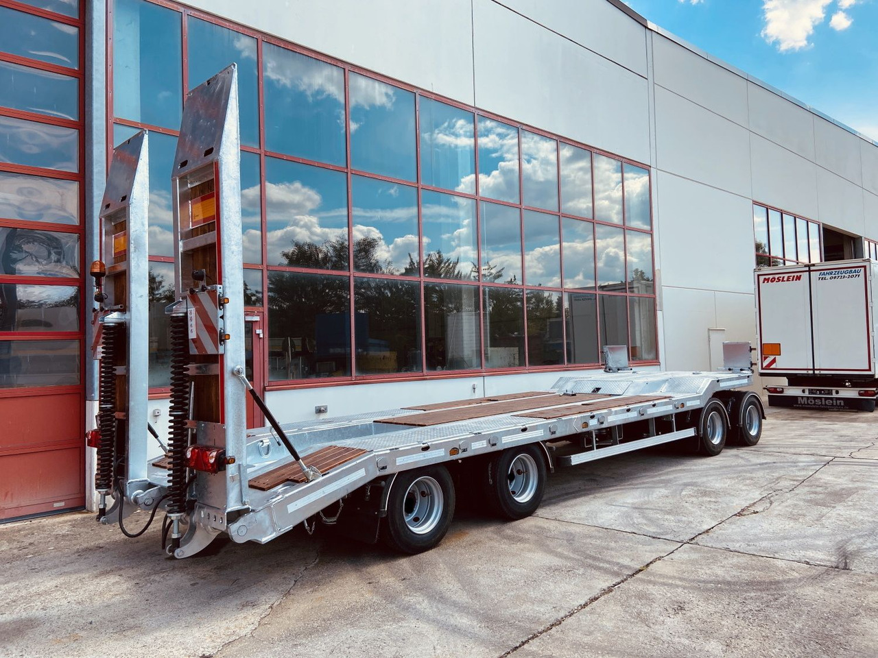 Möslein T 4 VB F 4 Achs Tieflader- Anhänger, Neufahrzeug - Rơ moóc thùng thấp: hình 3 Möslein T 4 VB F 4 Achs Tieflader- Anhänger, Neufahrzeug - Rơ moóc thùng thấp: hình 3