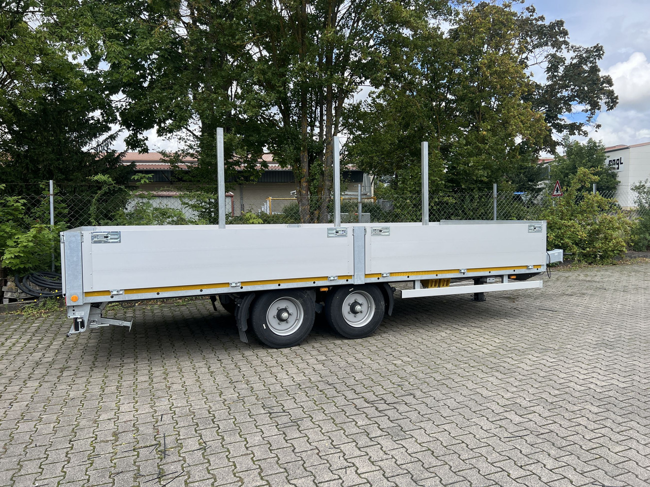 Möslein THT 11- G 7,2 Tandem- Pritschenanhänger- Tieflader - Rơ moóc thùng lửng/ Phẳng: hình 1 Möslein THT 11- G 7,2 Tandem- Pritschenanhänger- Tieflader - Rơ moóc thùng lửng/ Phẳng: hình 1