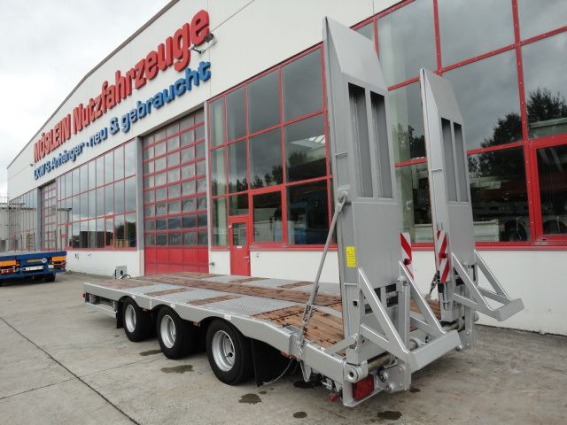Möslein TT 31 31 t GG Tridem- Tieflader 3 AchsNeufahrzeug - Rơ moóc thùng thấp: hình 3 Möslein TT 31 31 t GG Tridem- Tieflader 3 AchsNeufahrzeug - Rơ moóc thùng thấp: hình 3