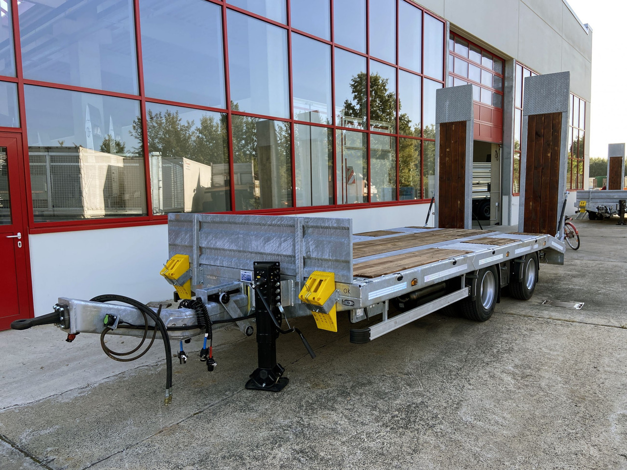 Möslein TT21-7,2 Hydr 21 t Tandemtieflader, hydr. Rampen, NEU - Rơ moóc thùng thấp: hình 5 Möslein TT21-7,2 Hydr 21 t Tandemtieflader, hydr. Rampen, NEU - Rơ moóc thùng thấp: hình 5