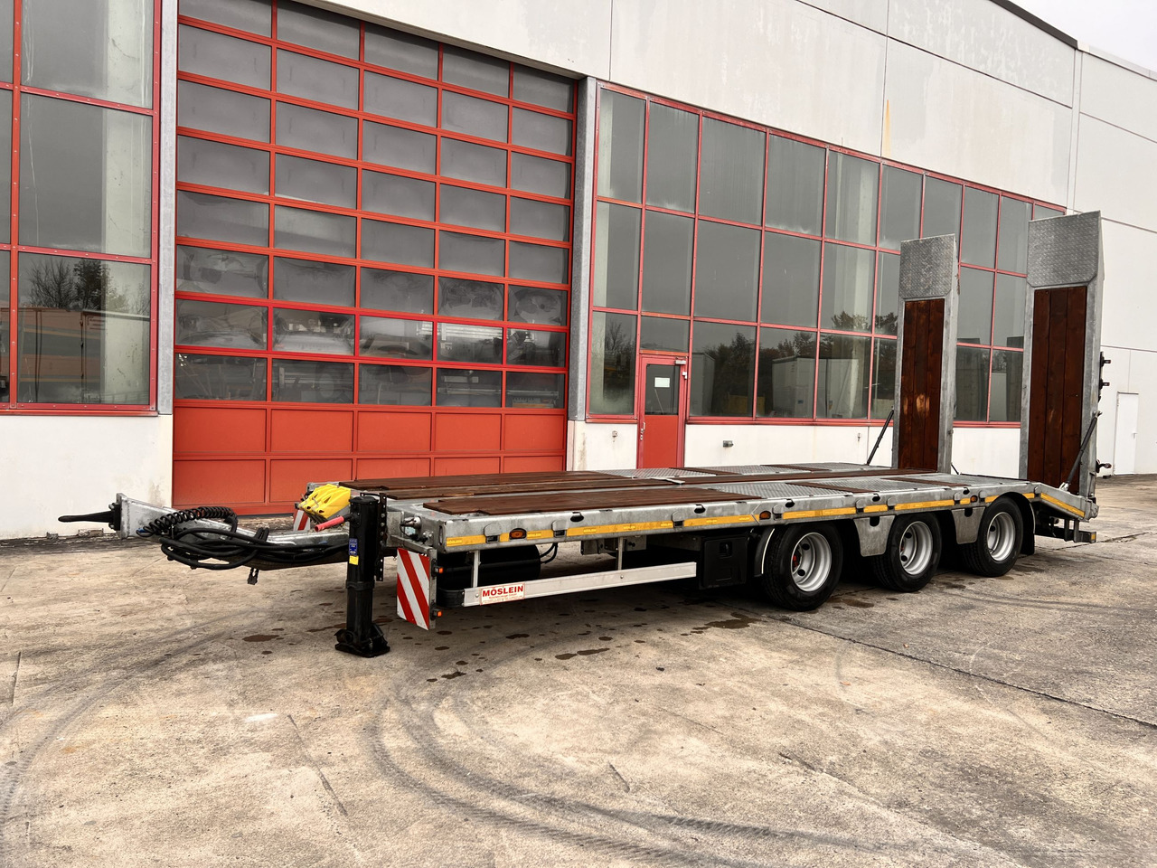 Möslein TTA33 Schwebheim 31 t Tridemtieflader gelenkt, Neuwertig - Rơ moóc thùng thấp: hình 4 Möslein TTA33 Schwebheim 31 t Tridemtieflader gelenkt, Neuwertig - Rơ moóc thùng thấp: hình 4