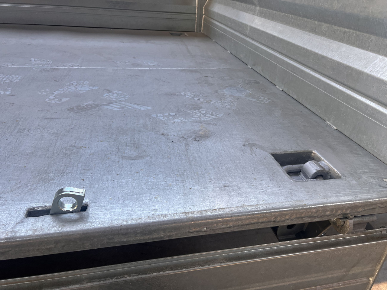 Möslein TTD 14 Schwebheim 14 t Tandemkipper Tieflader Breite Reifen-- Neufahrzeug -- - Rơ moóc ben: hình 3 Möslein TTD 14 Schwebheim 14 t Tandemkipper Tieflader Breite Reifen-- Neufahrzeug -- - Rơ moóc ben: hình 3