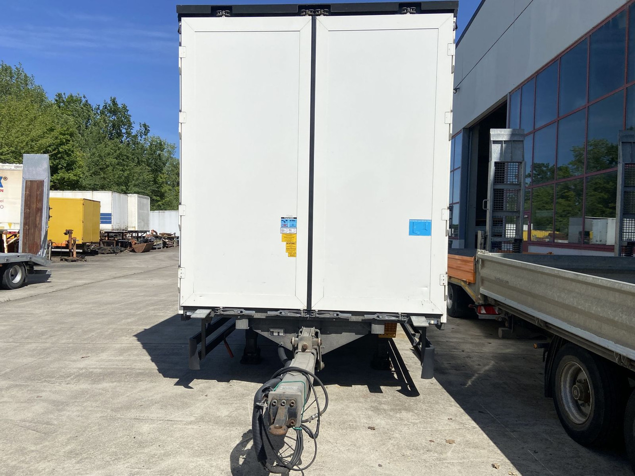 Möslein Tandem- Planenanhänger Durchladbar - Rơ moóc mui bạt: hình 5 Möslein Tandem- Planenanhänger Durchladbar - Rơ moóc mui bạt: hình 5