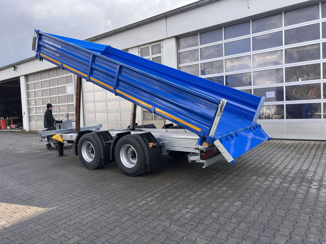 Möslein neuer 19 t Tandemkipper- Tieflader hydraulische - Rơ moóc ben: hình 5 Möslein neuer 19 t Tandemkipper- Tieflader hydraulische - Rơ moóc ben: hình 5