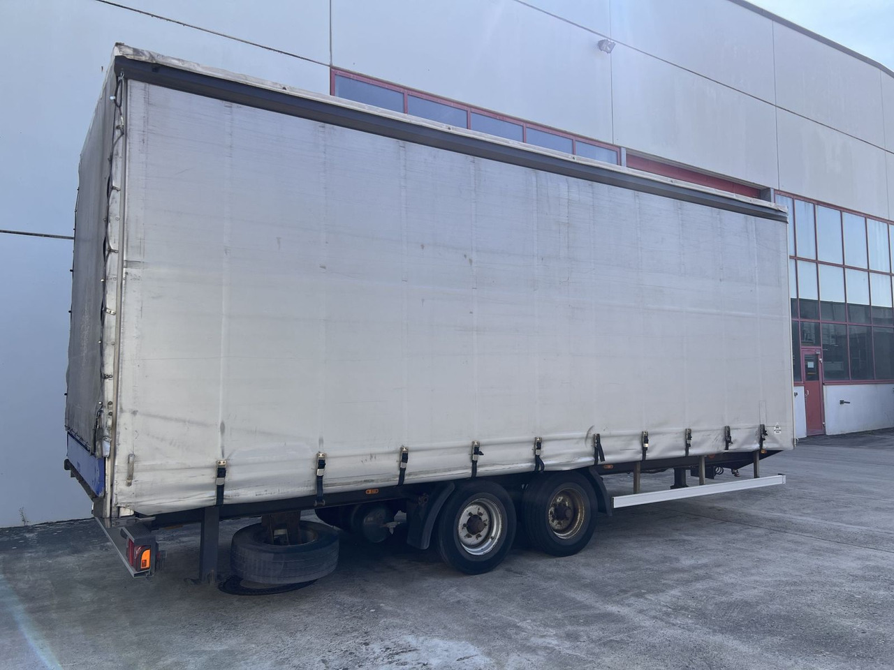 Tandem- Planenanhänger - Rơ moóc mui bạt: hình 3 Tandem- Planenanhänger - Rơ moóc mui bạt: hình 3