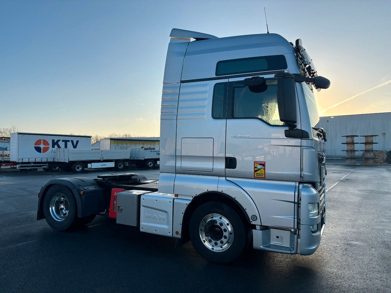 MAN TGX 18.510 XXL Retarder ACC LGS - Xe đầu kéo: hình 1 MAN TGX 18.510 XXL Retarder ACC LGS - Xe đầu kéo: hình 1
