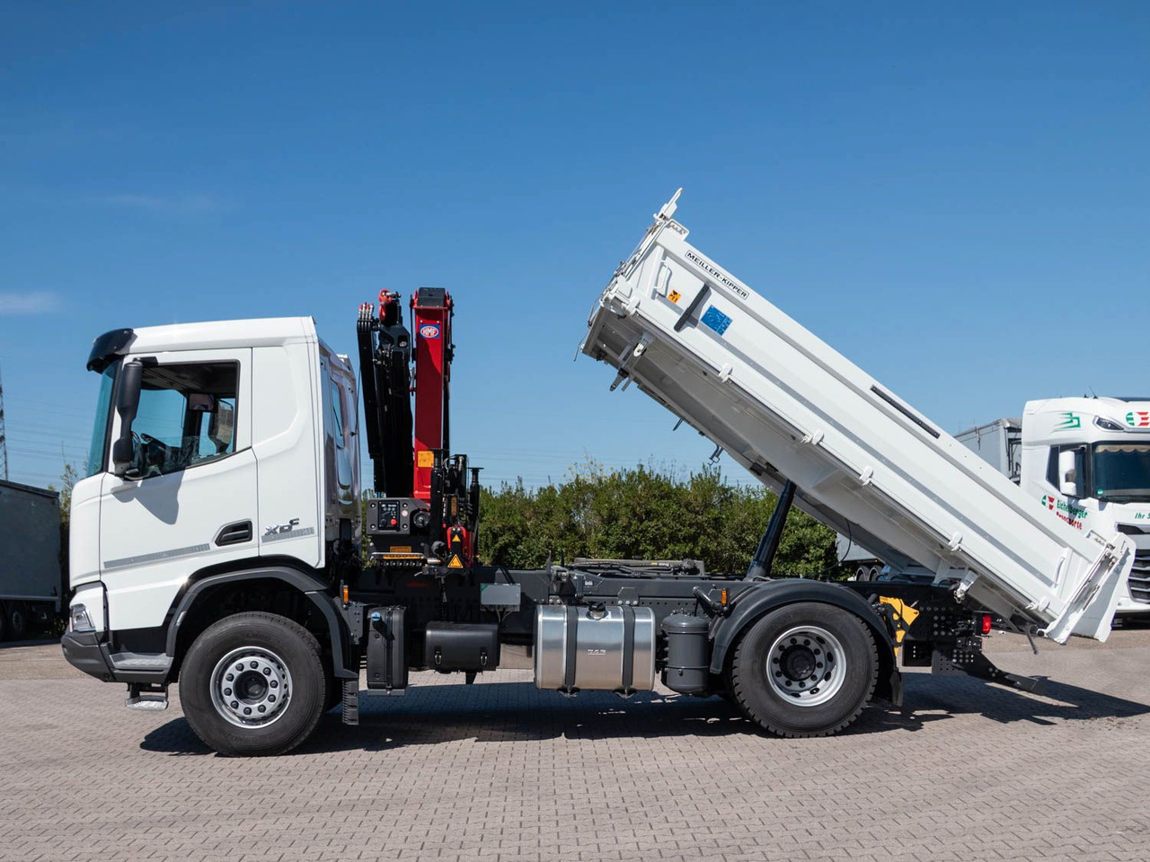 DAF FA XDC 370 Krankipper DAF XDC 370 FA Meiller Krankipper HMF - Xe cẩu tự hành, Xe ben: hình 3 DAF FA XDC 370 Krankipper DAF XDC 370 FA Meiller Krankipper HMF - Xe cẩu tự hành, Xe ben: hình 3