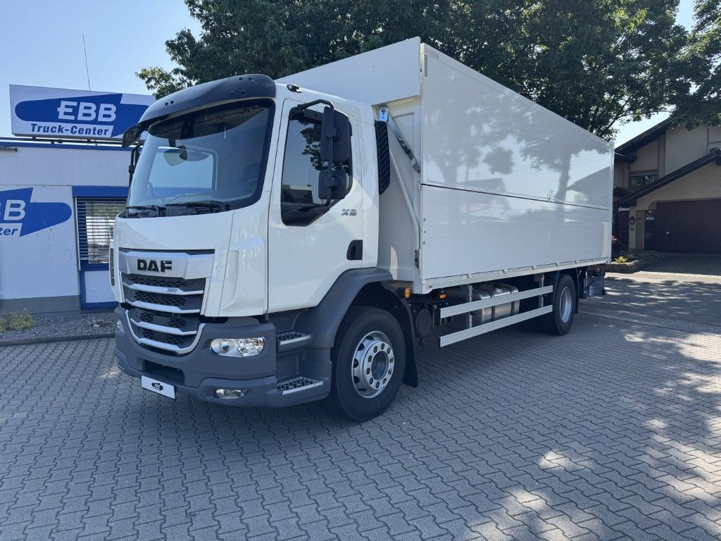 DAF XB 310 FA 18t Getränkeaufbau DAF XB 310 FA 18t Getränkeaufbau - Xe tải đồ uống: hình 1 DAF XB 310 FA 18t Getränkeaufbau DAF XB 310 FA 18t Getränkeaufbau - Xe tải đồ uống: hình 1
