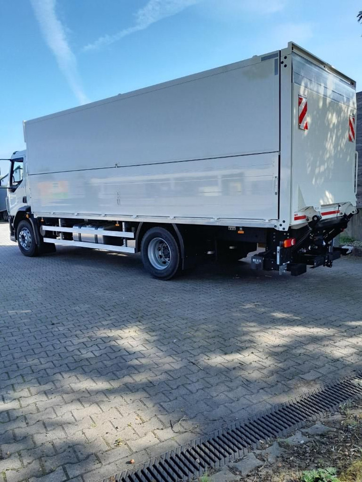 DAF XB 310 FA 18t Getränkeaufbau DAF XB 310 FA 18t Getränkeaufbau - Xe tải đồ uống: hình 4 DAF XB 310 FA 18t Getränkeaufbau DAF XB 310 FA 18t Getränkeaufbau - Xe tải đồ uống: hình 4