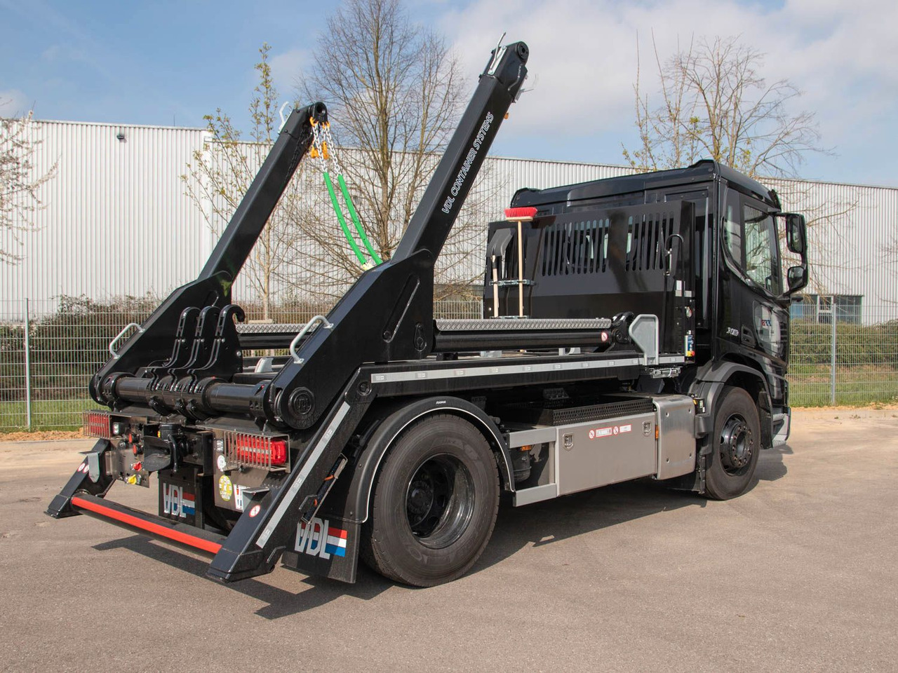 DAF XD 410 FA Absetzkipper DAF XD 410 FA Absetzkipper - Xe tải chở thùng nhỏ: hình 2 DAF XD 410 FA Absetzkipper DAF XD 410 FA Absetzkipper - Xe tải chở thùng nhỏ: hình 2