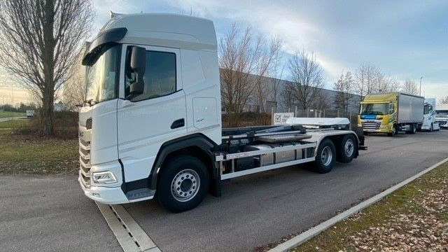 DAF XF 480 FAN Abroller VDL DAF XF 480 FAN Abroller VDL - Xe tải nâng móc: hình 2 DAF XF 480 FAN Abroller VDL DAF XF 480 FAN Abroller VDL - Xe tải nâng móc: hình 2