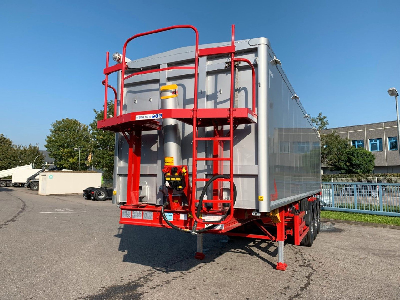 Stas Agrostar 51,8 cbm Stas Agrostar 51,8 cbm - Sơ mi rơ moóc ben: hình 4 Stas Agrostar 51,8 cbm Stas Agrostar 51,8 cbm - Sơ mi rơ moóc ben: hình 4