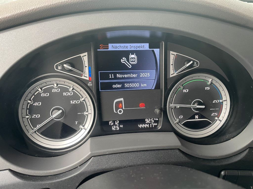 Xe đầu kéo DAF FT XF 480 SSC: hình 12 Xe đầu kéo DAF FT XF 480 SSC: hình 12