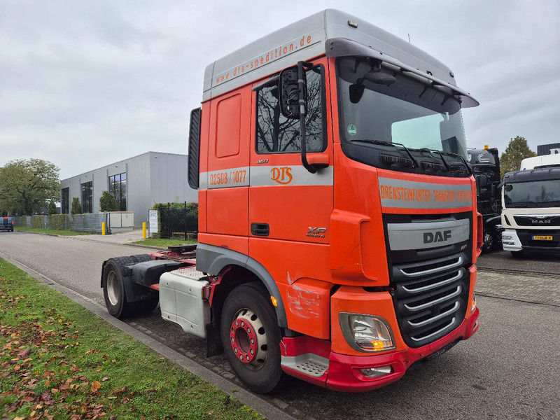 DAF XF 105.460 460 retarder - Xe đầu kéo: hình 2 DAF XF 105.460 460 retarder - Xe đầu kéo: hình 2