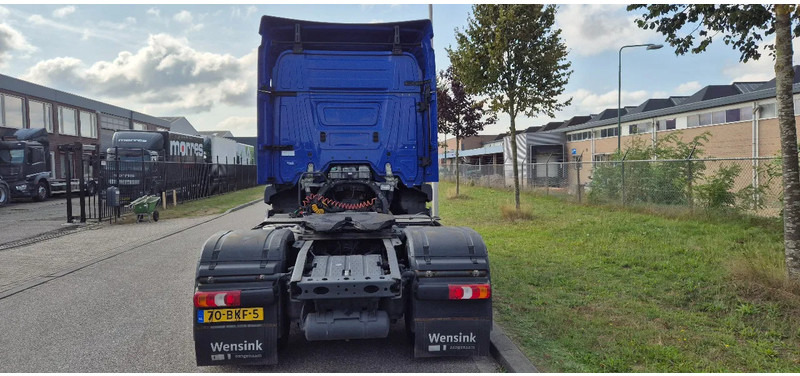 Xe đầu kéo Mercedes-Benz Actros 1833: hình 15 Xe đầu kéo Mercedes-Benz Actros 1833: hình 15