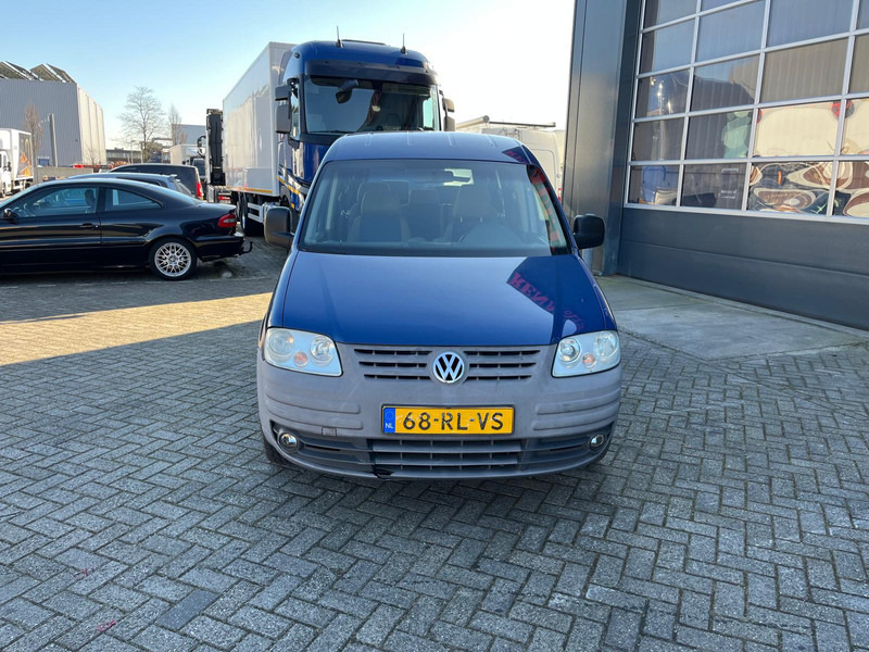 Volkswagen Caddy 1.6 Life, 7 seats, Compact - Xe hơi: hình 3 Volkswagen Caddy 1.6 Life, 7 seats, Compact - Xe hơi: hình 3