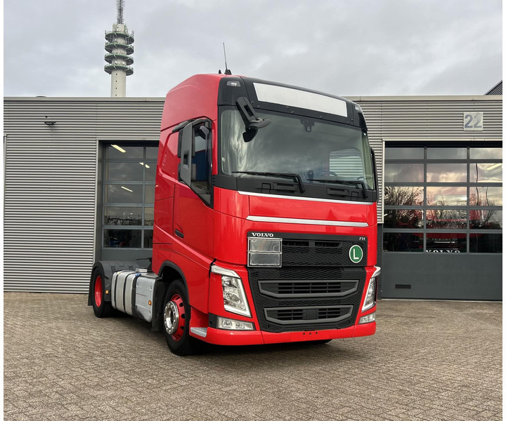 Volvo FH - Xe đầu kéo: hình 1 Volvo FH - Xe đầu kéo: hình 1